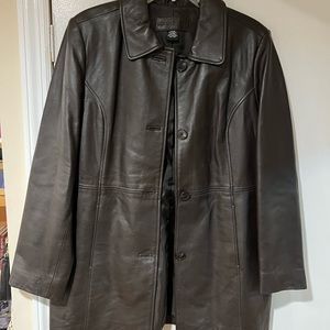 Vintage Jaclyn Smith Leather Jacket-Pre-Owned Worn a handful of times.